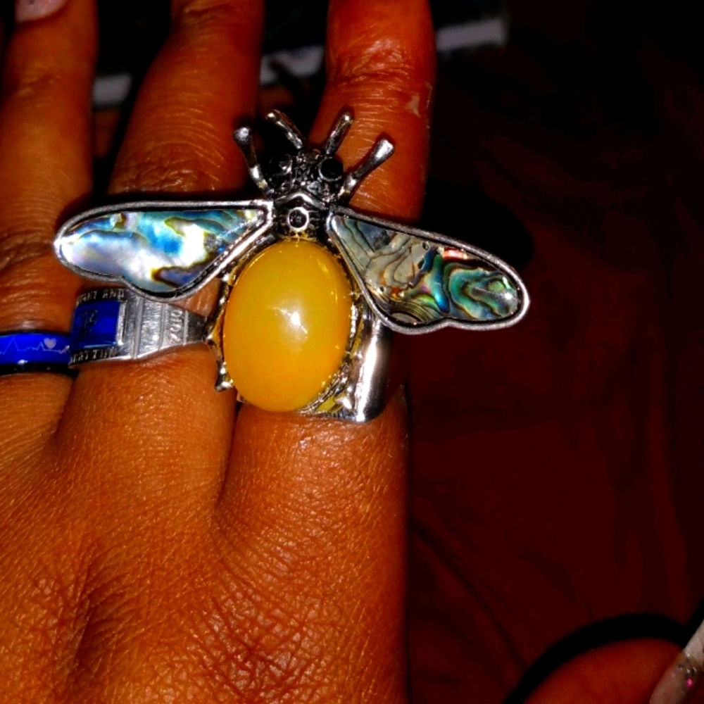 Abalone wings ring